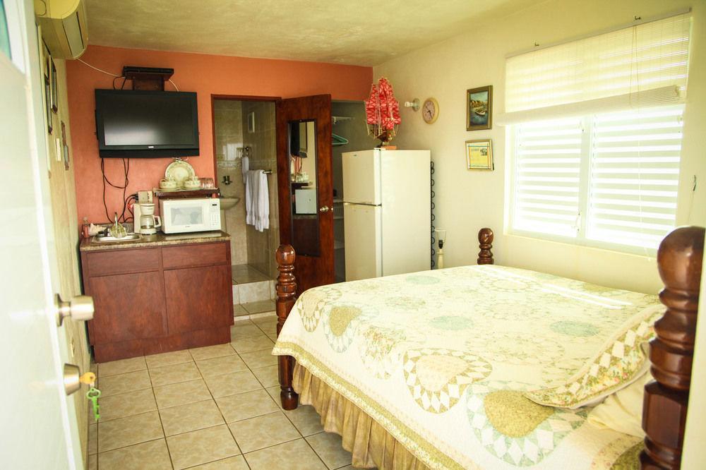 Casa Robinson Guest House Isla Culebra Extérieur photo